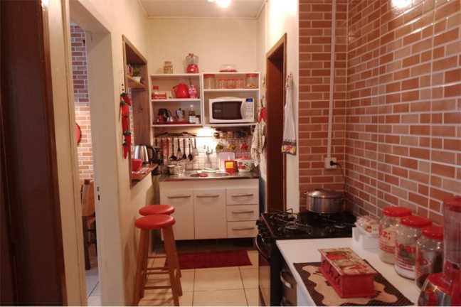Imagem Casa com 3 Quartos à Venda, em Jardim Itu - Porto Alegre Imagem Casa com 3 Quartos à Venda, em Jardim Itu - Porto Alegre