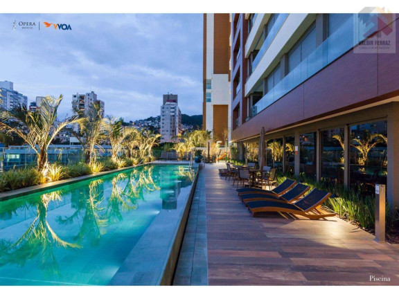 Imagem Apartamento com 4 Quartos à Venda, 308 m² em Agronômica - Florianópolis