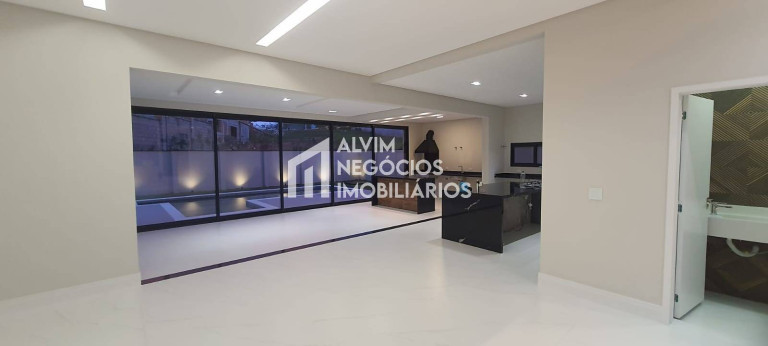 Imagem Sobrado com 5 Quartos à Venda, 430 m² em Condomínio Residencial Alphaville Ii - São José Dos Campos Imagem Sobrado com 5 Quartos à Venda, 430 m² em Condomínio Residencial Alphaville Ii - São José Dos Campos