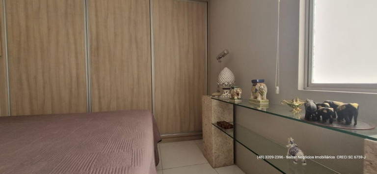Imagem Apartamento com 2 Quartos à Venda, 144 m² em Centro - Florianópolis Imagem Apartamento com 2 Quartos à Venda, 144 m² em Centro - Florianópolis