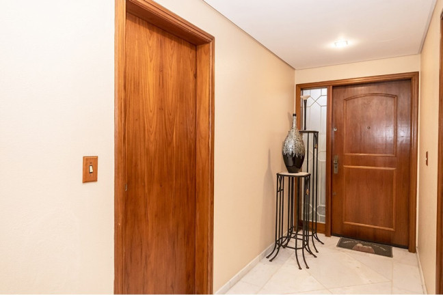 Imagem Apartamento com 4 Quartos à Venda, 191 m² em Mont Serrat - Porto Alegre Imagem Apartamento com 4 Quartos à Venda, 191 m² em Mont Serrat - Porto Alegre