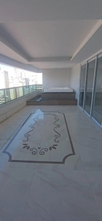 Imagem Apartamento com 4 Quartos à Venda, 254 m² em Meia Praia - Itapema