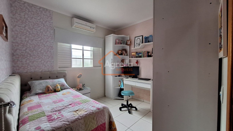 Imagem Casa com 3 Quartos à Venda, 300 m² em Jardim Murayama Iii - Mogi Mirim Imagem Casa com 3 Quartos à Venda, 300 m² em Jardim Murayama Iii - Mogi Mirim
