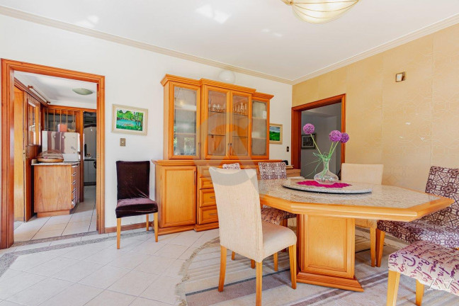 Imagem Casa com 3 Quartos à Venda, 274 m² em Igara - Canoas
