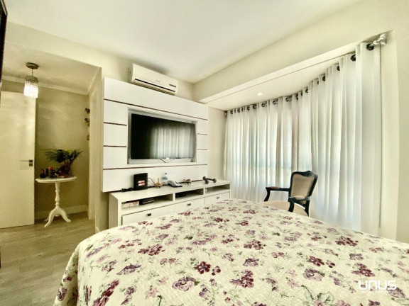 Imagem Apartamento com 4 Quartos à Venda, 144 m² em Agronômica - Florianópolis Imagem Apartamento com 4 Quartos à Venda, 144 m² em Agronômica - Florianópolis