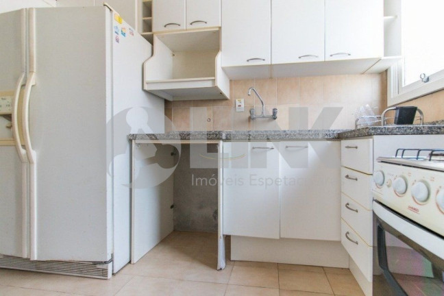Imagem Imóvel com 2 Quartos à Venda, 182 m² em Bela Vista - Porto Alegre Imagem Imóvel com 2 Quartos à Venda, 182 m² em Bela Vista - Porto Alegre