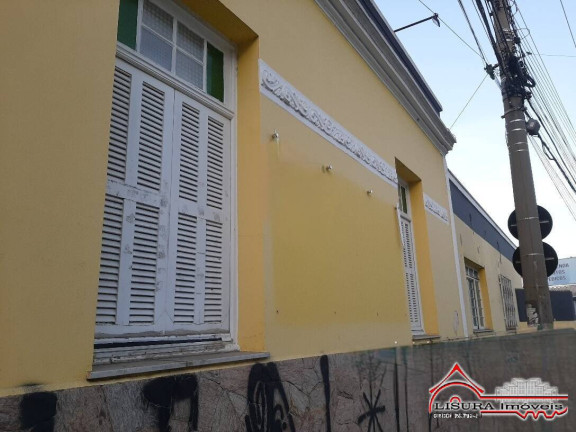 Imagem Casa com 4 Quartos à Venda, 336 m² em Centro - Jacareí