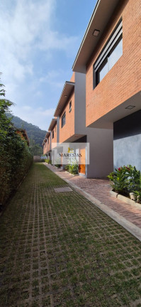 Imagem Casa com 3 Quartos à Venda, 130 m² em Camburi - São Sebastião