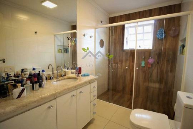 Imagem Casa com 3 Quartos à Venda, 270 m² em Vila Telma - Campos Do Jordão