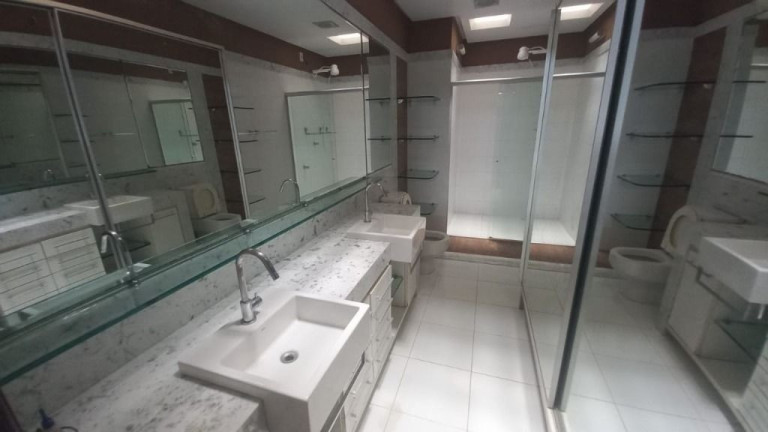 Imagem Casa com 4 Quartos para Alugar, 527 m² em Olho D'água - São Luís