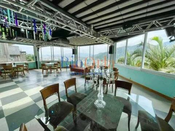 Imagem Casa com 4 Quartos à Venda, 2.800 m² em Joá - Rio De Janeiro