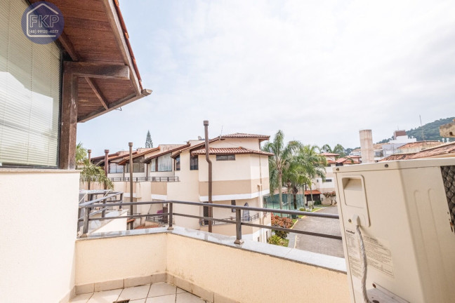 Imagem Casa com 3 Quartos à Venda, 129 m² em Ponta Das Canas - Florianópolis Imagem Casa com 3 Quartos à Venda, 129 m² em Ponta Das Canas - Florianópolis