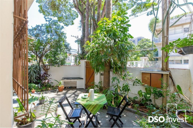 Casa com 4 Quartos à Venda,  em Chácara Santo Antônio (zona Sul) - São Paulo