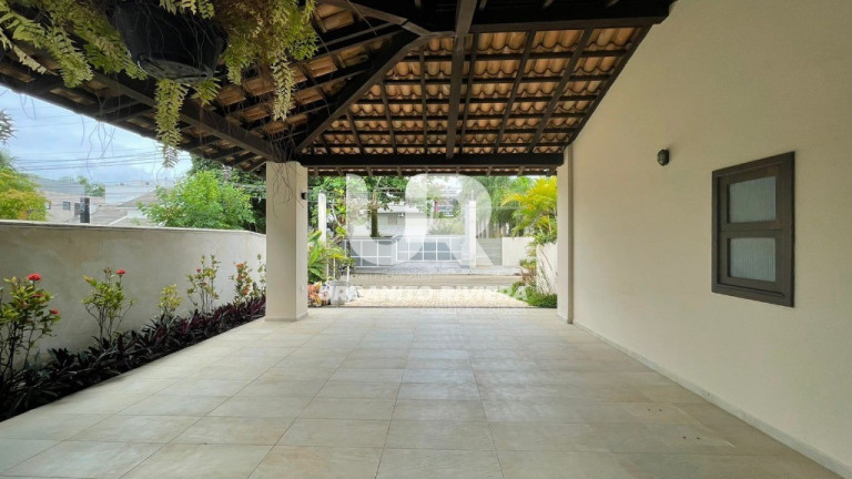 Imagem Casa com 6 Quartos à Venda, 323 m² em Riviera | Módulo 05 - Bertioga