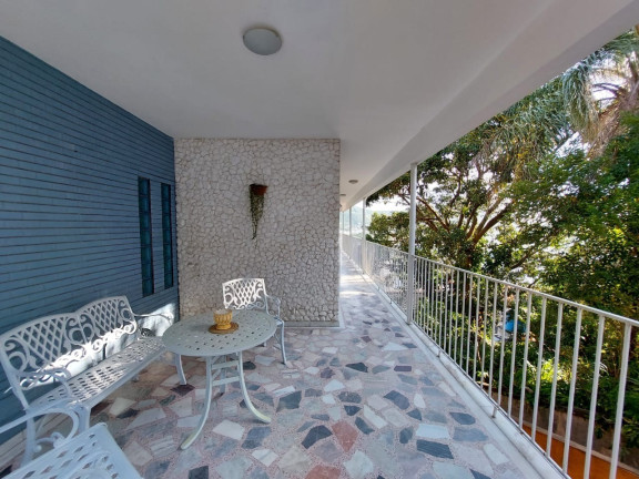 Imagem Casa com 6 Quartos à Venda, 900 m² em São Francisco - Niterói Imagem Casa com 6 Quartos à Venda, 900 m² em São Francisco - Niterói