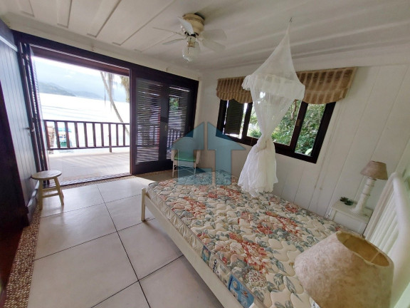 Imagem Terreno à Venda, 3.298 m² em Ilha Do Cavaco - Angra Dos Reis Imagem Terreno à Venda, 3.298 m² em Ilha Do Cavaco - Angra Dos Reis