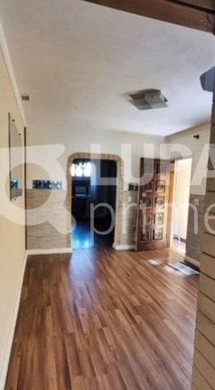 Casa com 3 Quartos para Alugar, 250 m² em Vila Carrão - São Paulo