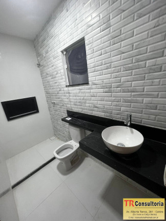 Imagem Casa com 3 Quartos à Venda, 180 m² em Campos Dos Goytacazes Imagem Casa com 3 Quartos à Venda, 180 m² em Campos Dos Goytacazes
