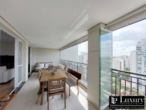 Imagem Apartamento com 4 Quartos à Venda, 258 m² em Campo Belo - São Paulo Imagem Apartamento com 4 Quartos à Venda, 258 m² em Campo Belo - São Paulo