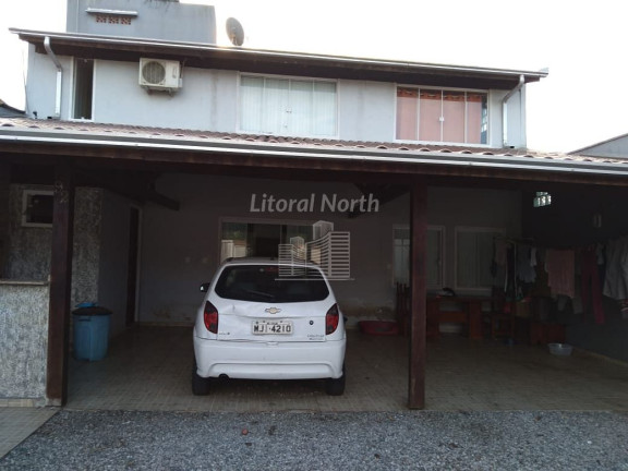 Imagem Casa com 2 Quartos à Venda, 150 m² em São João - Itajaí