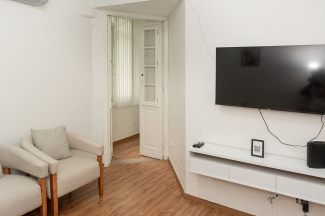 Imagem Apartamento com 2 Quartos à Venda, 54 m² em Copacabana - Rio De Janeiro