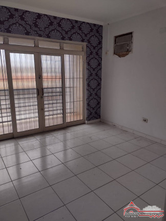 Imagem Casa com 7 Quartos para Alugar, 220 m² em Centro - Jacareí