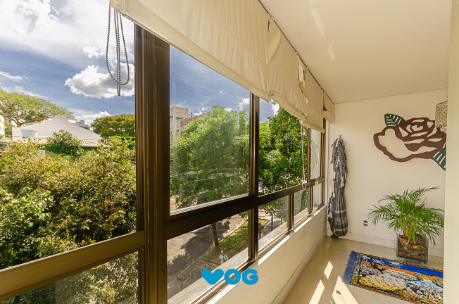 Imagem Imóvel com 2 Quartos à Venda, 80 m² em Petrópolis - Porto Alegre Imagem Imóvel com 2 Quartos à Venda, 80 m² em Petrópolis - Porto Alegre