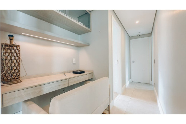 Imagem Imóvel com 3 Quartos à Venda, 143 m² em Moema - São Paulo