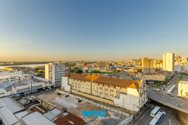 Imagem Imóvel com 3 Quartos à Venda, 98 m² em Centro Histórico - Porto Alegre Imagem Imóvel com 3 Quartos à Venda, 98 m² em Centro Histórico - Porto Alegre