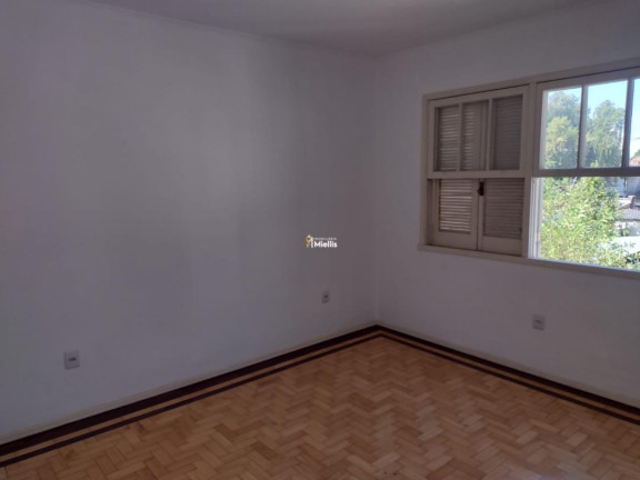 Imagem Imóvel com 2 Quartos à Venda, 70 m² em Menino Deus - Porto Alegre Imagem Imóvel com 2 Quartos à Venda, 70 m² em Menino Deus - Porto Alegre