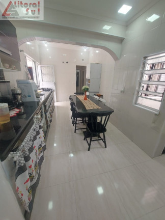 Imagem Casa com 2 Quartos à Venda, 100 m² em Ocian - Praia Grande Imagem Casa com 2 Quartos à Venda, 100 m² em Ocian - Praia Grande
