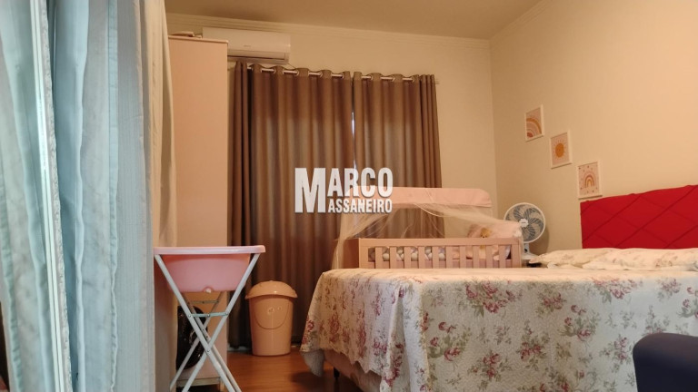 Imagem Casa com 3 Quartos para Alugar, 360 m² em Centro - Balneário Barra Do Sul