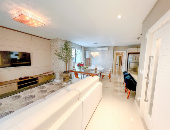 Apartamento com 4 Quartos à Venda, 158 m² em Pioneiros - Balneário Camboriú