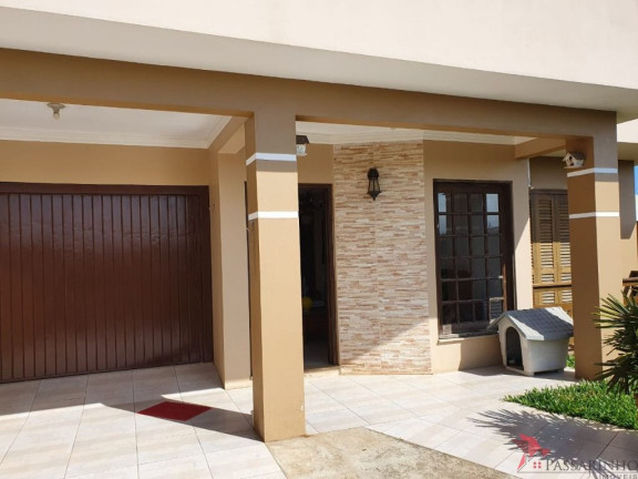 Imagem Casa com 4 Quartos à Venda, 140 m² em Stan - Torres