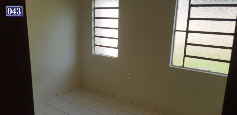 Imagem Casa com 3 Quartos à Venda, 120 m² em Parigot De Souza 2 - Londrina Imagem Casa com 3 Quartos à Venda, 120 m² em Parigot De Souza 2 - Londrina