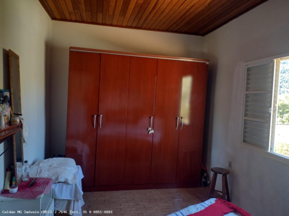 Imagem Casa com 2 Quartos à Venda, 55 m² em Pocinhos Do Rio Verde - Caldas