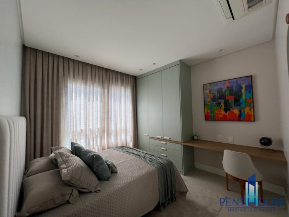 Imagem Apartamento com 3 Quartos à Venda, 139 m² em Centro - Balneário Camboriú Imagem Apartamento com 3 Quartos à Venda, 139 m² em Centro - Balneário Camboriú