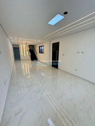 Imagem Casa com 4 Quartos à Venda, 160 m² em Guilhermina - Praia Grande