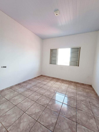 Imagem Casa com 2 Quartos à Venda, 89 m² em Vila Dos Lavradores - Botucatu