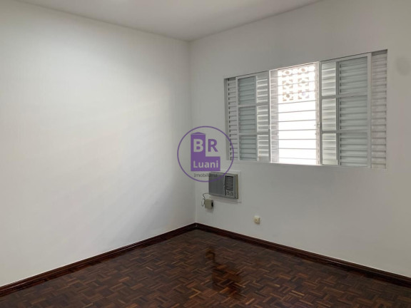 Imagem Sobrado com 4 Quartos à Venda, 393 m² em Quebec - Londrina