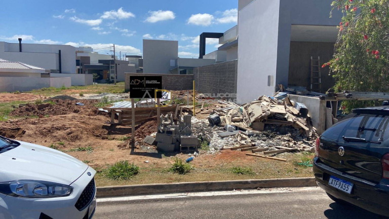 Terreno em Condomínio à Venda,  em Botucatu