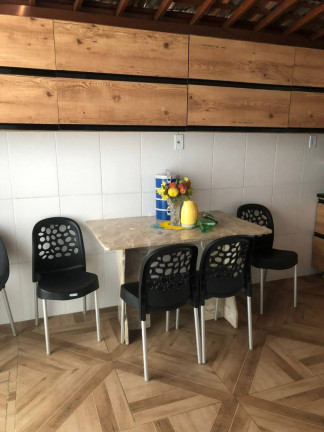 Imagem Casa com 3 Quartos à Venda, 250 m² em Siqueira Campos - Aracaju Imagem Casa com 3 Quartos à Venda, 250 m² em Siqueira Campos - Aracaju