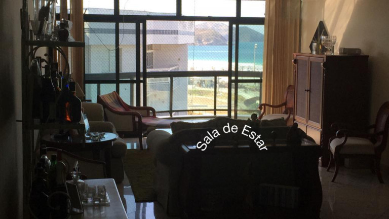 Imagem Imóvel com 3 Quartos à Venda, 251 m² em Braga - Cabo Frio