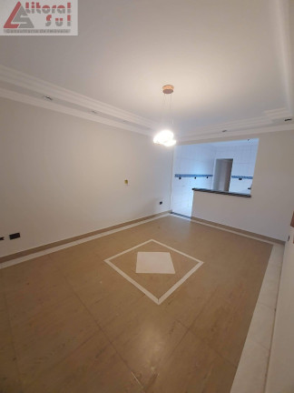 Imagem Casa com 3 Quartos à Venda, 124 m² em Maracanã - Praia Grande Imagem Casa com 3 Quartos à Venda, 124 m² em Maracanã - Praia Grande
