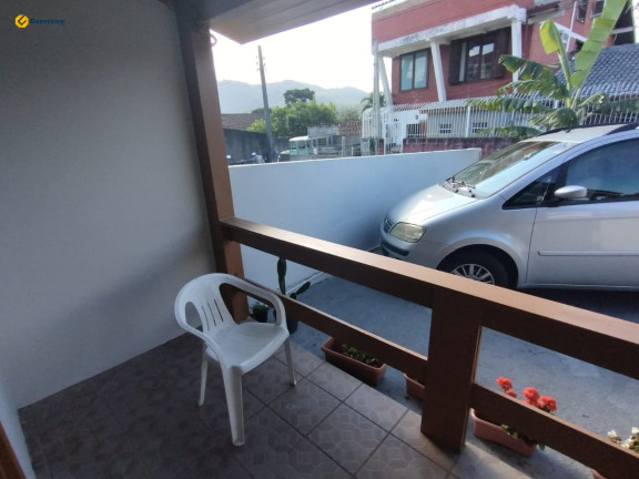 Imagem Casa com 3 Quartos à Venda, 209 m² em Rio Tavares - Florianópolis