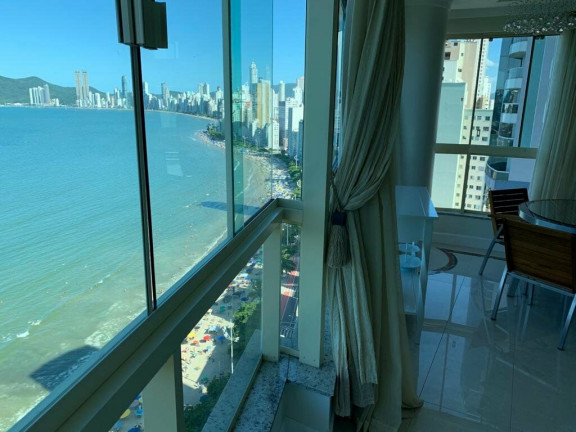 Imagem Cobertura com 4 Quartos à Venda, 331 m² em Centro - Balneário Camboriú Imagem Cobertura com 4 Quartos à Venda, 331 m² em Centro - Balneário Camboriú