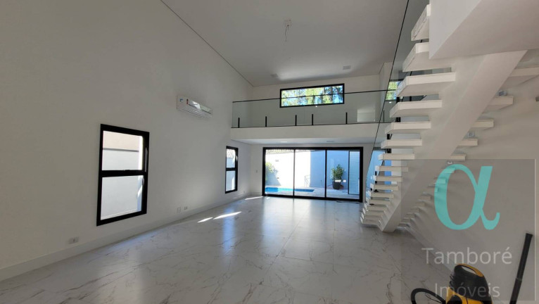 Imagem Casa com 4 Quartos à Venda, 340 m² em Alphaville - Santana De Parnaíba Imagem Casa com 4 Quartos à Venda, 340 m² em Alphaville - Santana De Parnaíba
