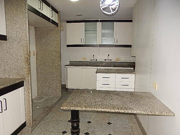 Imagem Apartamento com 22 Quartos à Venda, 208 m² em Leblon - Rio De Janeiro Imagem Apartamento com 22 Quartos à Venda, 208 m² em Leblon - Rio De Janeiro