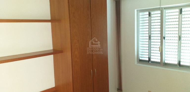 Imagem Apartamento com 2 Quartos à Venda, 56 m² em Nossa Senhora De Lourdes - Santa Maria Imagem Apartamento com 2 Quartos à Venda, 56 m² em Nossa Senhora De Lourdes - Santa Maria