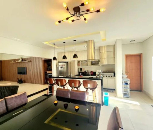 Imagem Casa de Condomínio com 3 Quartos à Venda, 185 m² em Piracangaguá - Taubaté